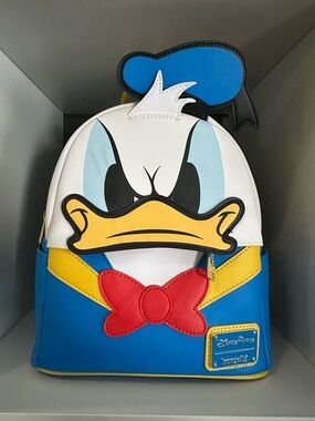UV Change Donald Duck Loungefly backpack